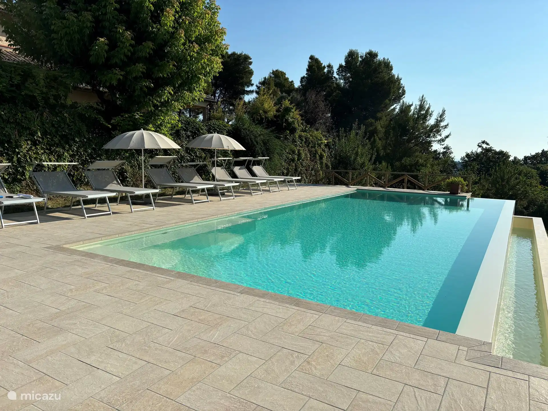 Villa Rose e Fiori (6 km vom Meer entfernt) in Italien, Marken, Potenza Picena - Villa