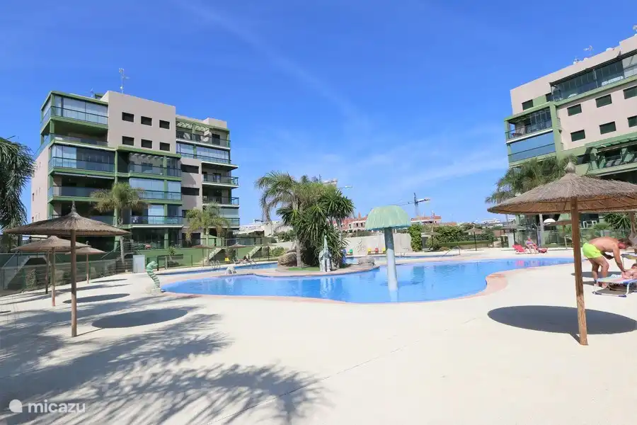 Gemeinschaftlicher Swimmingpool