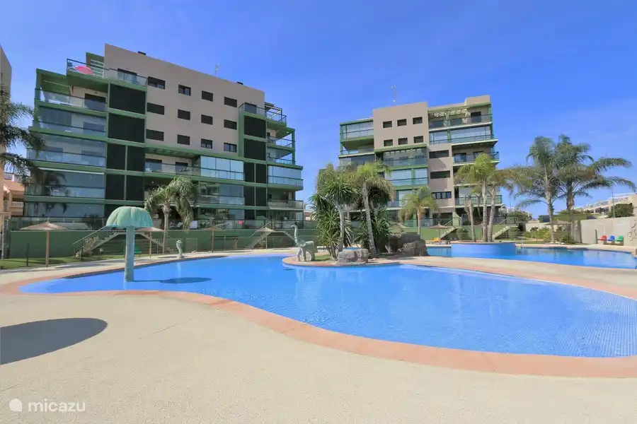 Gemeinschaftlicher Swimmingpool