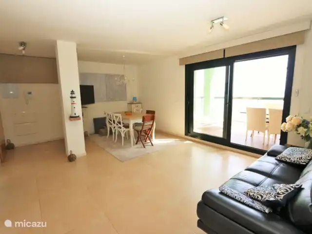 Appartement met zeezicht  huren in Spanje, Costa Blanca, Torre de la Horadada - appartement Ruime woonkamer met eetruimte