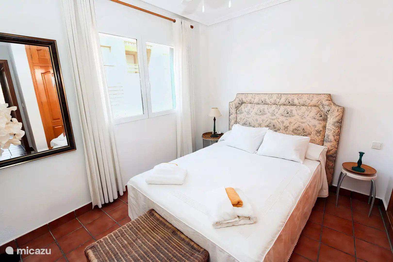 Bedroom with double bed