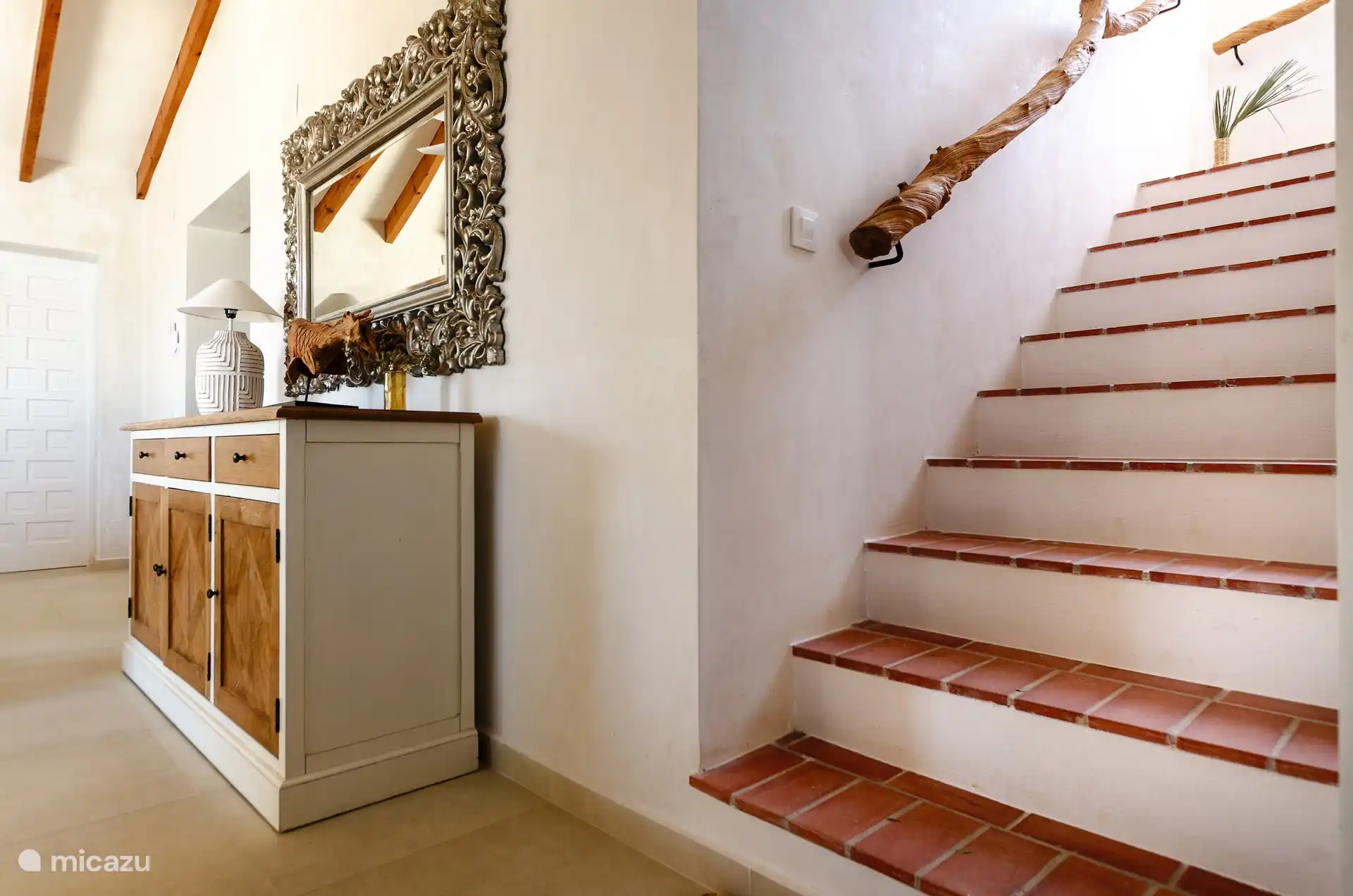 Treppe zum Hauptschlafzimmer