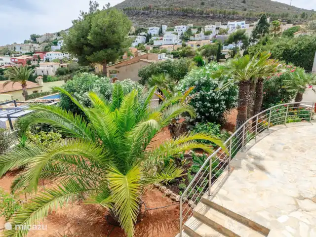 Xénophilie VI | Espagne, Costa Blanca, Benitachell - villa Jardin à l’entrée de la villa