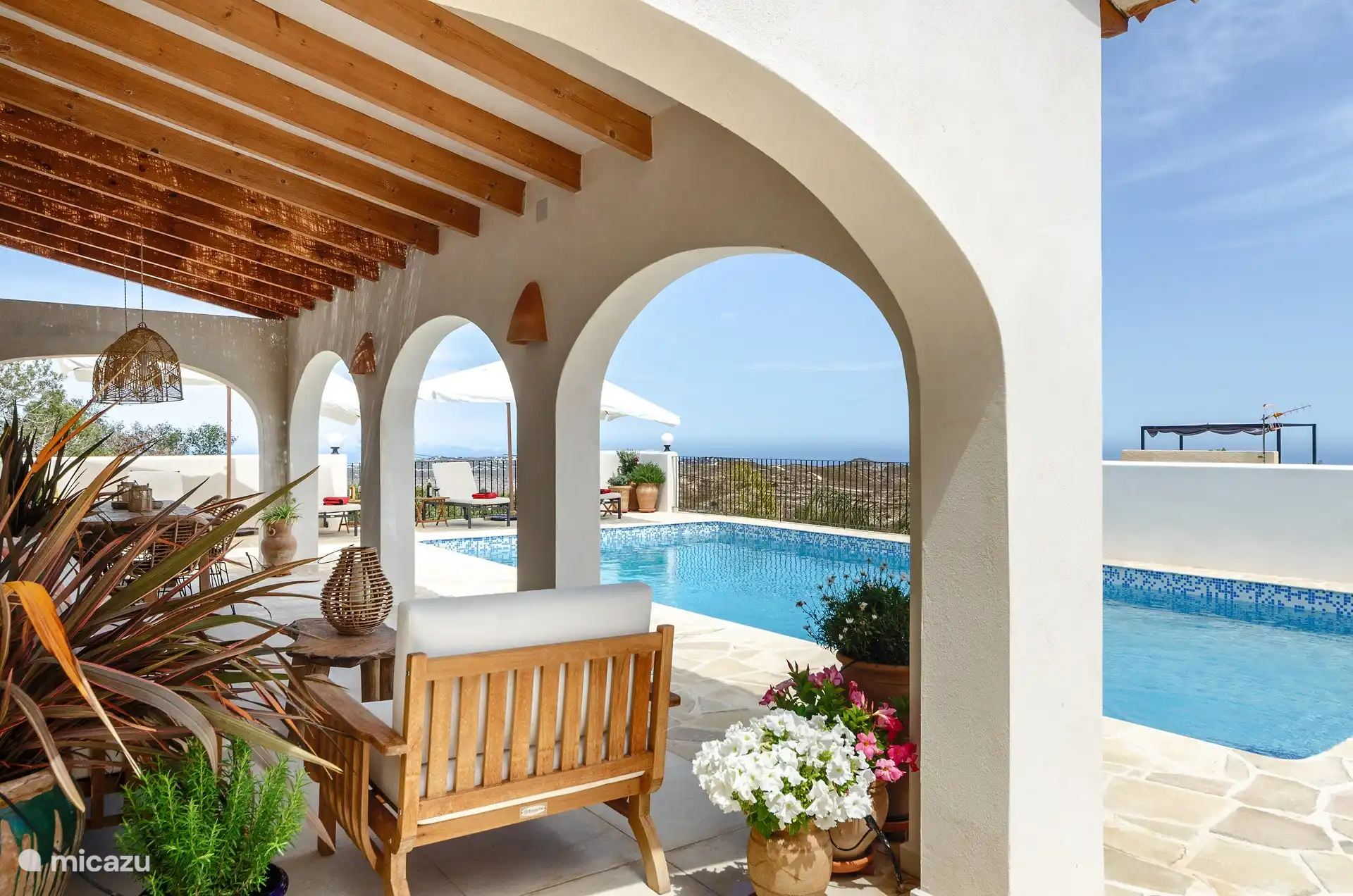 Naya mit Blick auf den Naturpark