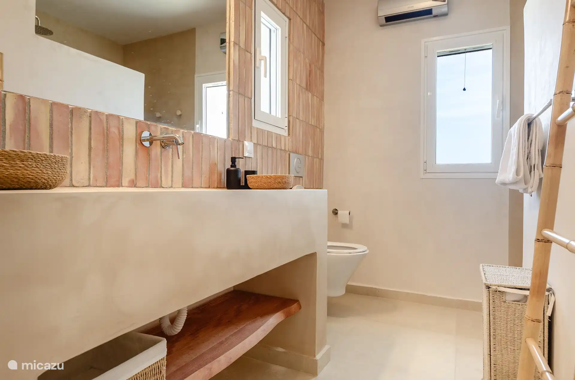 Badezimmer Hauptschlafzimmer mit Dusche