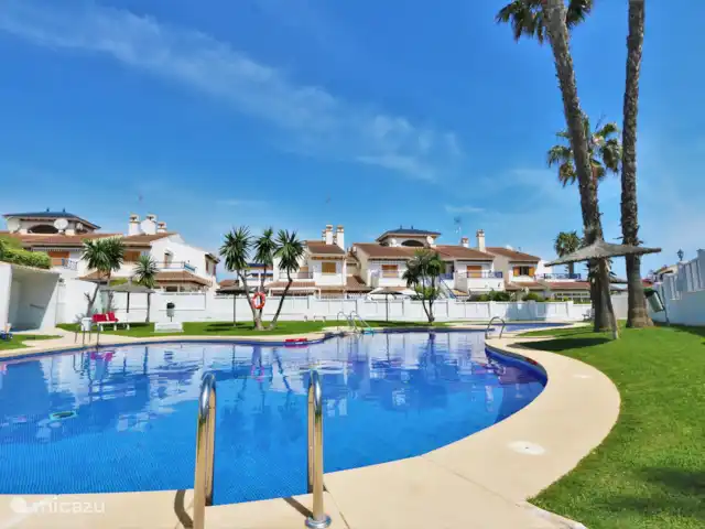 Maison d’angle près des plages | Espagne, Costa Blanca, Mil Palmeras - maison de vacances Maison d’angle près des plages | Espagne, Costa Blanca, Mil Palmeras - maison de vacances