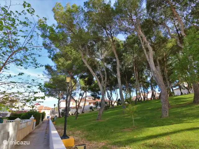 Maison d’angle près des plages | Espagne, Costa Blanca, Mil Palmeras - maison de vacances Maison d’angle près des plages