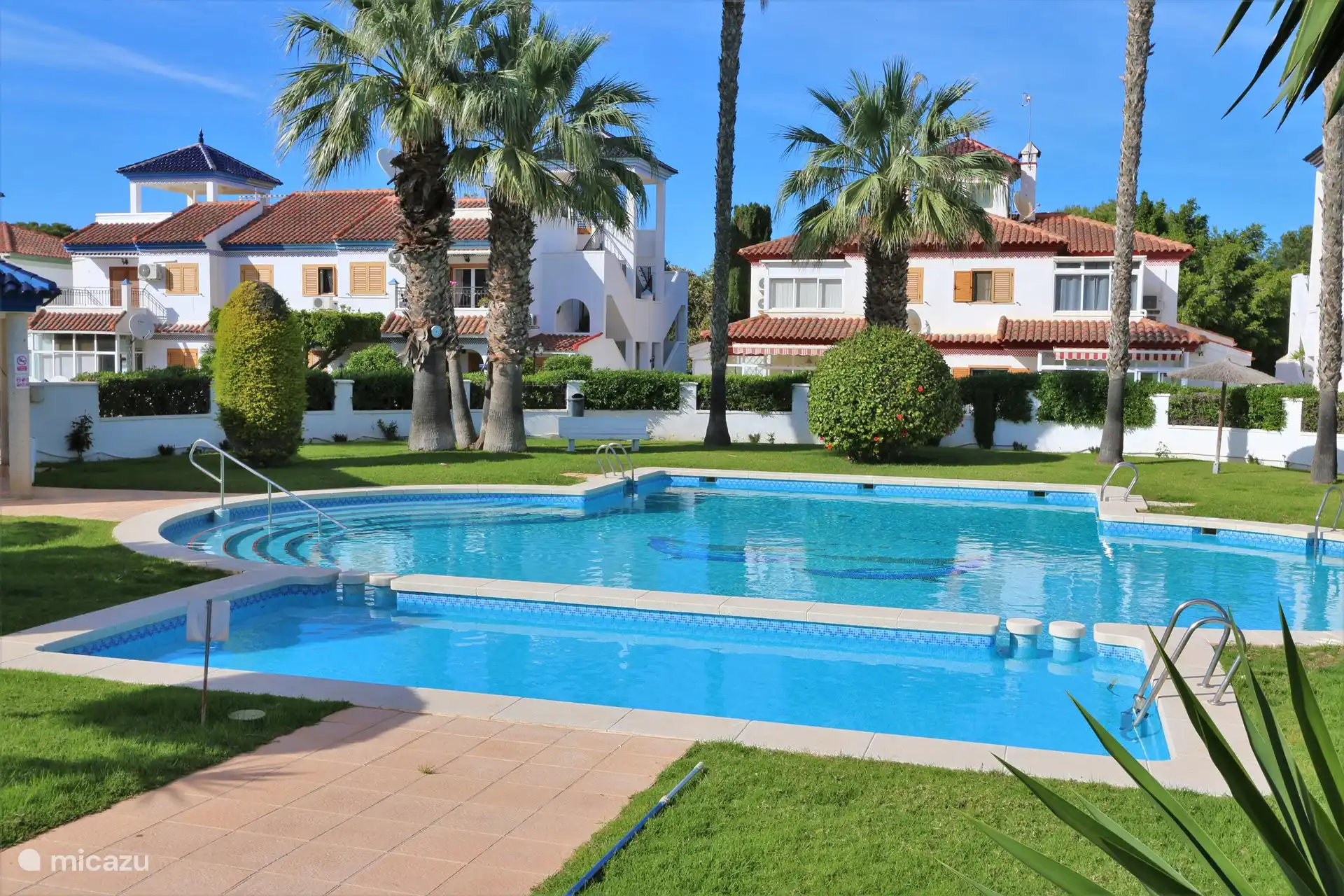 Gemeinschaftlicher Swimmingpool