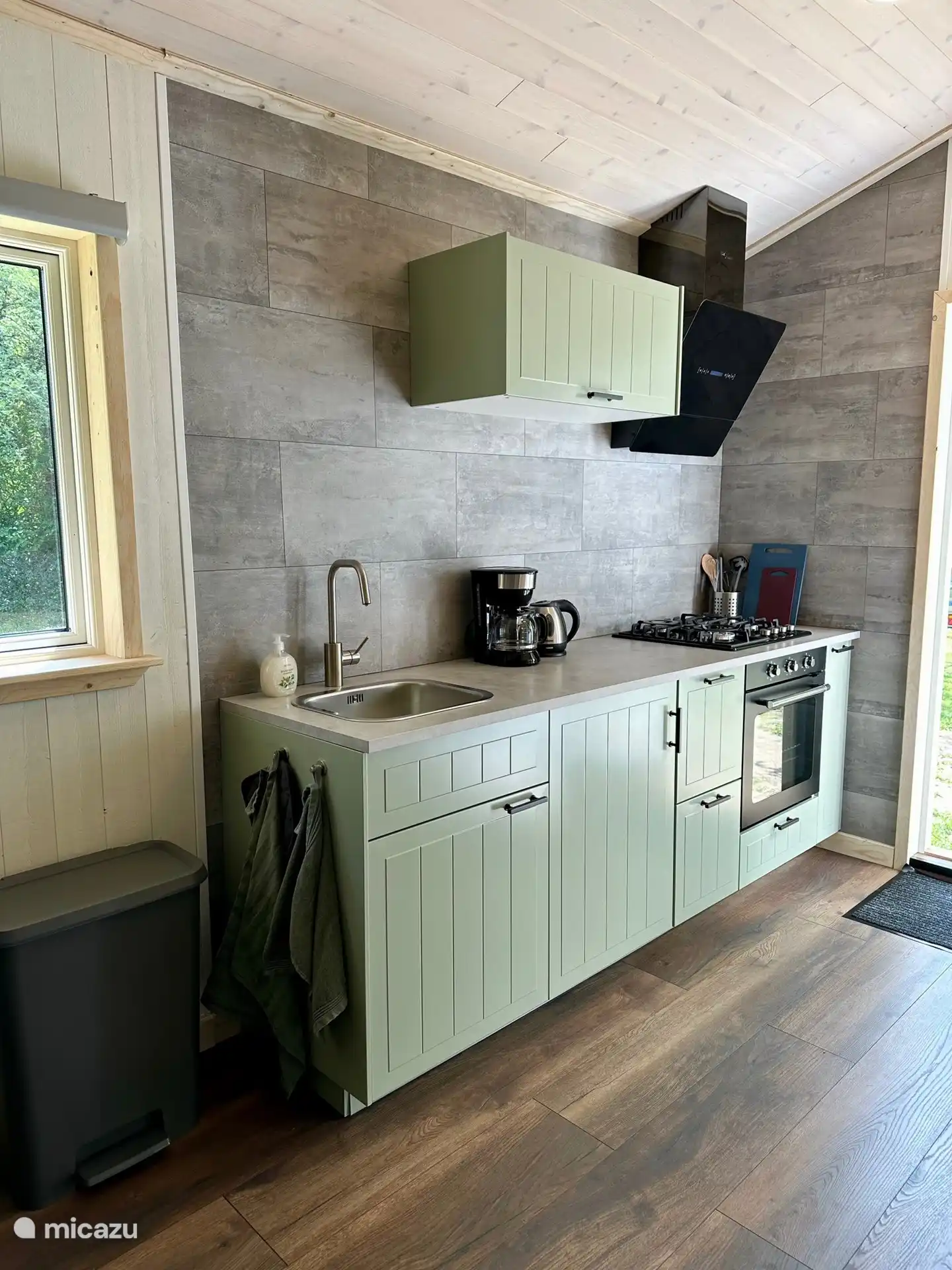 Of course, a coffee maker and kettle should not be missing.