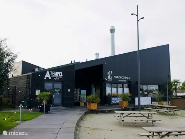 Location de Vacances Pays-Bas, Drenthe, Zuidwolde, tiny house - La chouette hulotte Bar de plage à proximité
