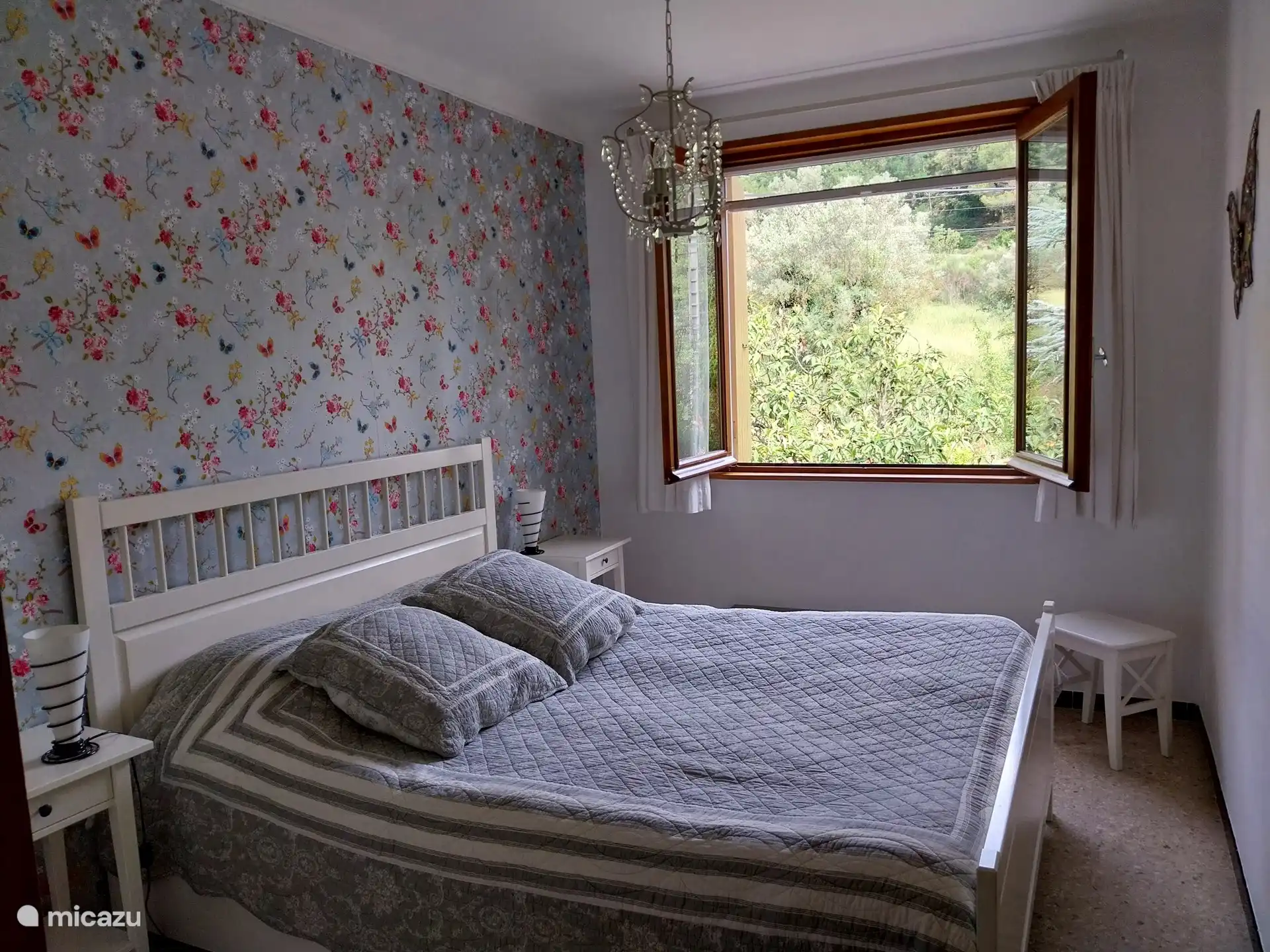 Schlafzimmer für 2 Personen an der Vorderseite 