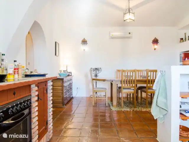 Location de Vacances Espagne, Andalousie, Cómpeta, finca - Los dos Algarrobos La salle à manger