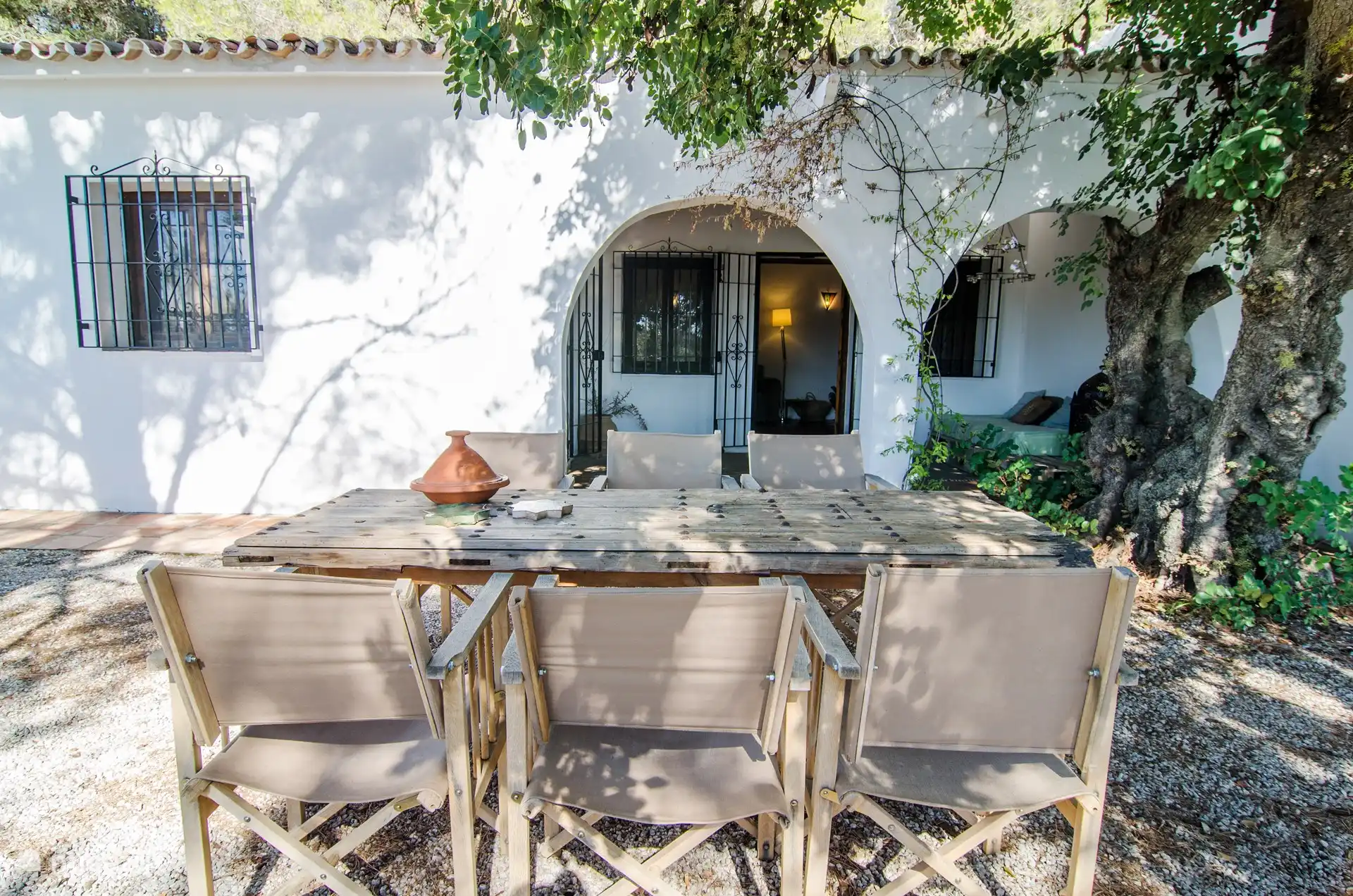 Blick auf die überdachte Terrasse