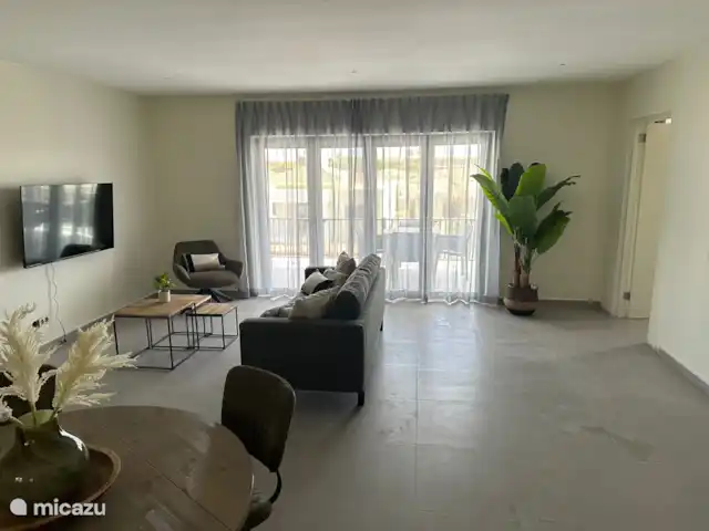 Appartement Curaçao avec grand balcon | Curaçao, Curaçao-Centre, Willemstad - appartement Salle de télévision