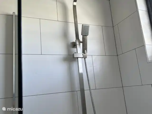 Appartement Curaçao avec grand balcon | Curaçao, Curaçao-Centre, Willemstad - appartement Douche