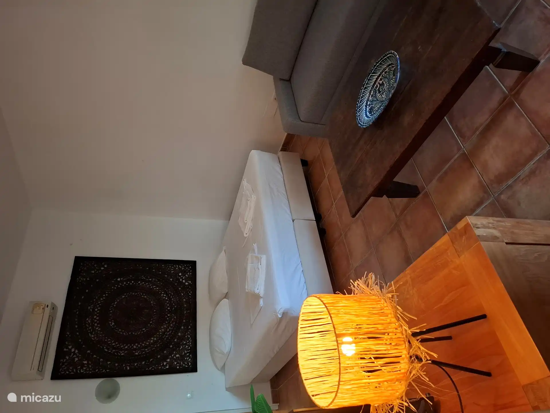 Groot 180cm breed en 210 cm lang tweepersoonsbed