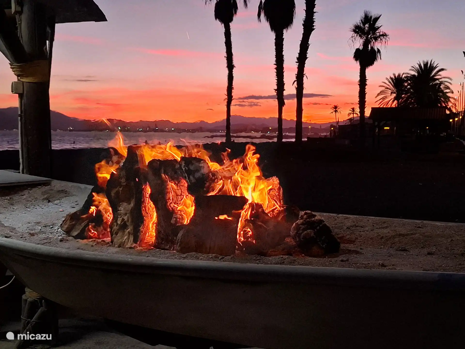 Beroemde strandbarbecues met sardientjes