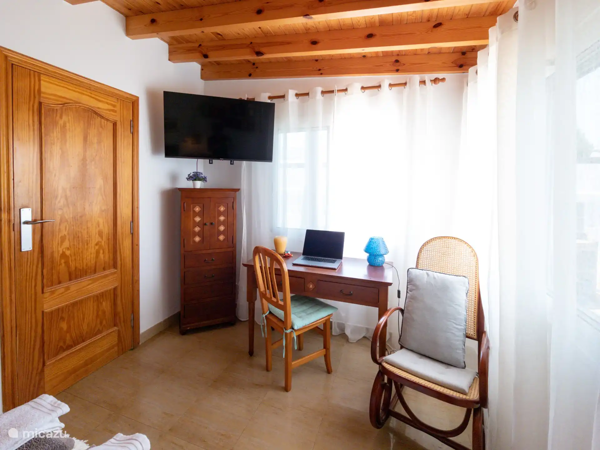 Tele Work Zone-Verbindung, mit Ethernet, Wifi, Smart-TV 44.