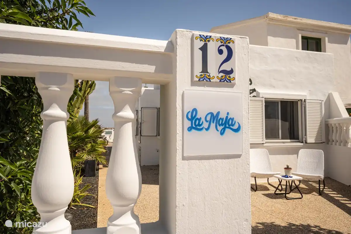 Eingang zur Villa La Maja, in der Poris Straße Nr. 12, Haus 5