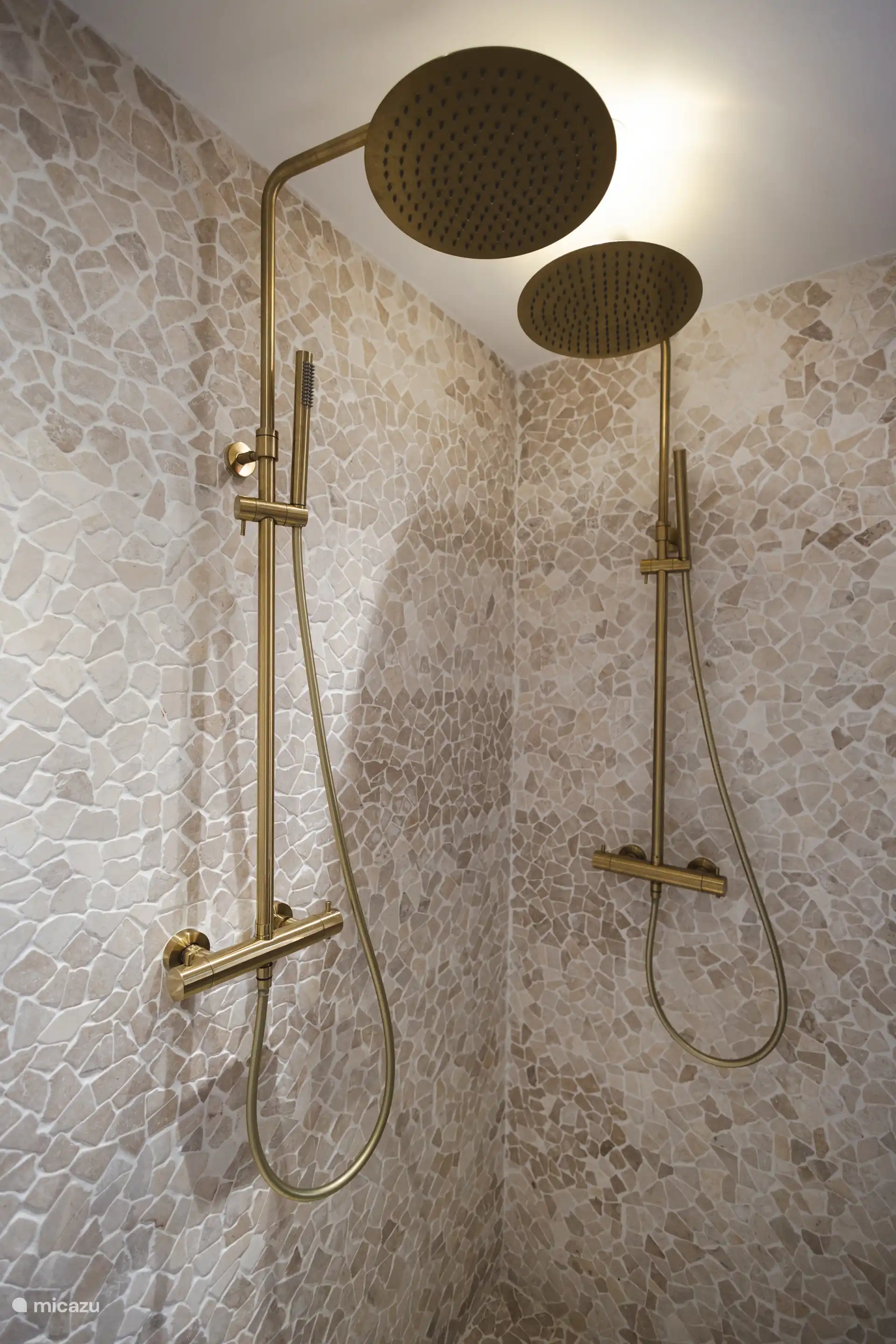 Salle de bain 2, rez-de-chaussée