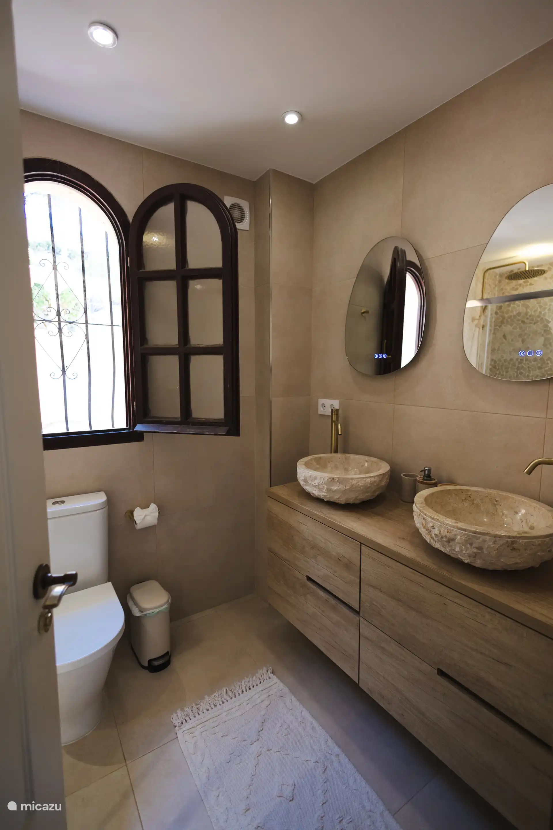 Salle de bain 2, rez-de-chaussée