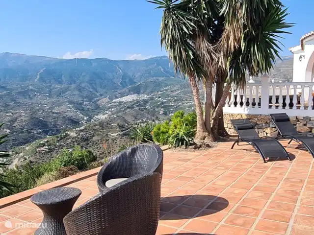 vakantiehuis huren in Spanje, Andalusië, Cómpeta – Casa Los Almendros Casa Los Almendros