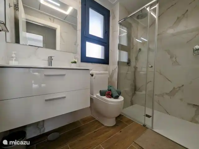 Location de Vacances Espagne, Costa Blanca, Orihuela Costa, penthouse - Penthouse Casa Joya Salle de bain séparée