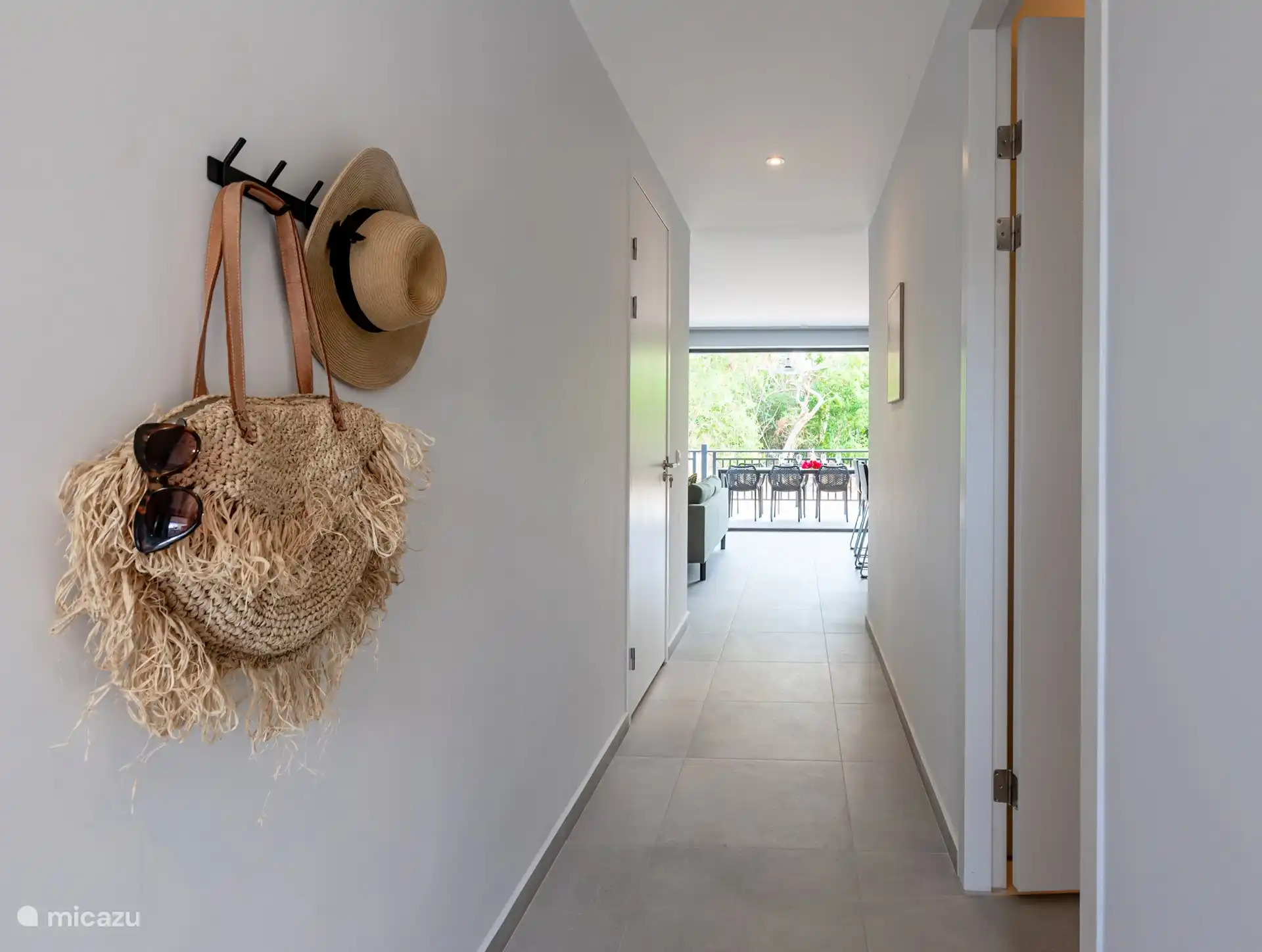 Willkommen in dieser brandneuen Wohnung.