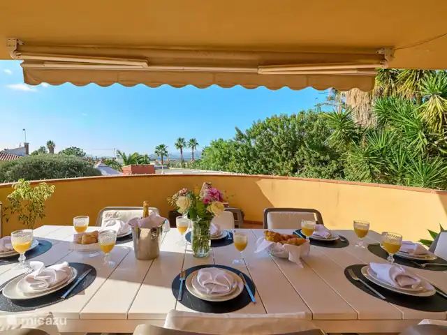 Villa de luxe totalement privée de 5 chambres | Espagne, Costa Blanca, Alicante - villa Terrasse supérieure Salle à manger/salle à manger