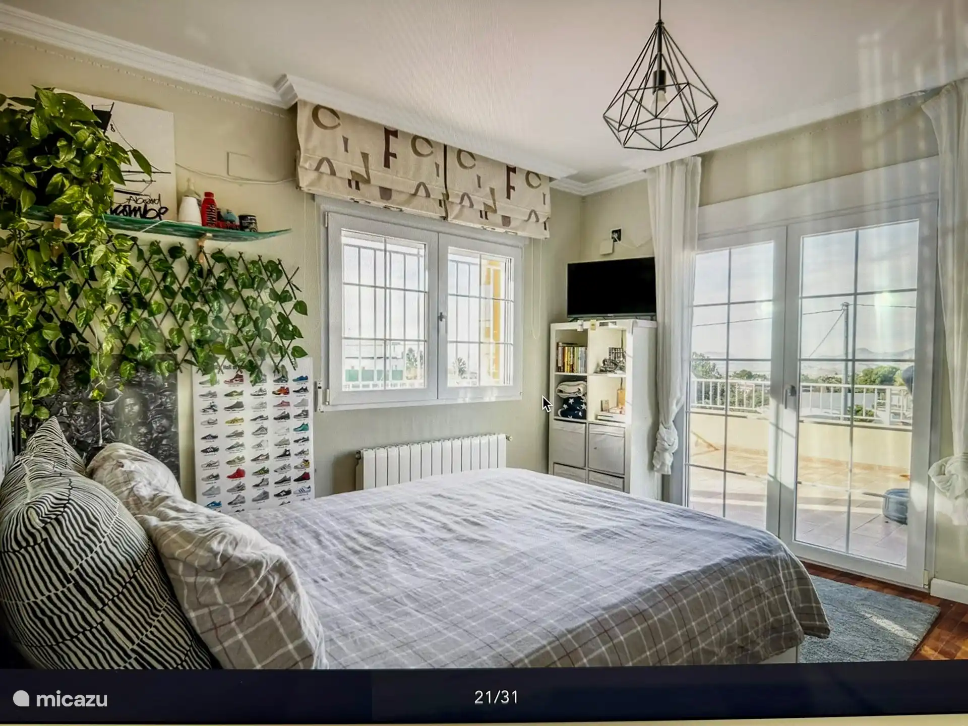 Großes Kingsize-Zimmer mit eigener Terrasse Schlafzimmer 2