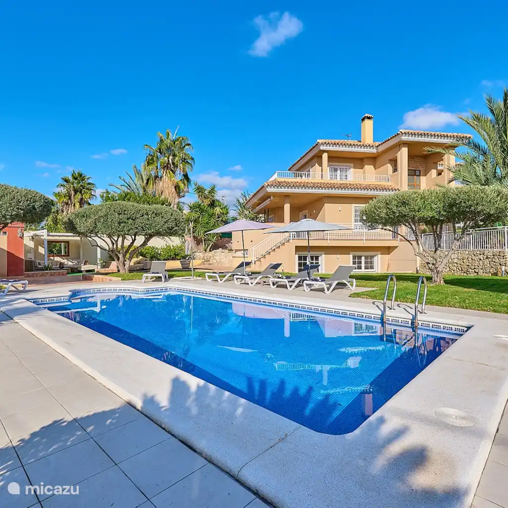 Volledig privé Lux Villa met 5 slaapkamers