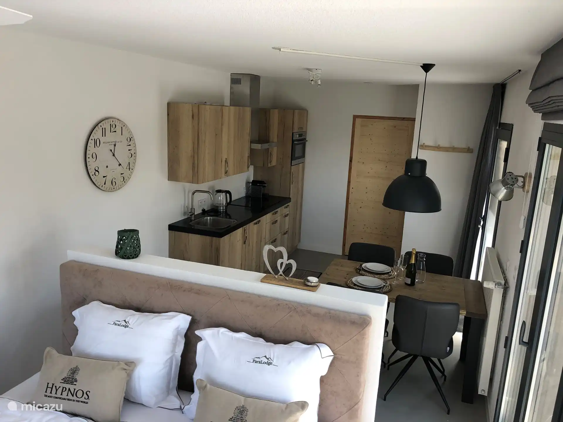 Precioso estudio, con acogedora cocina.