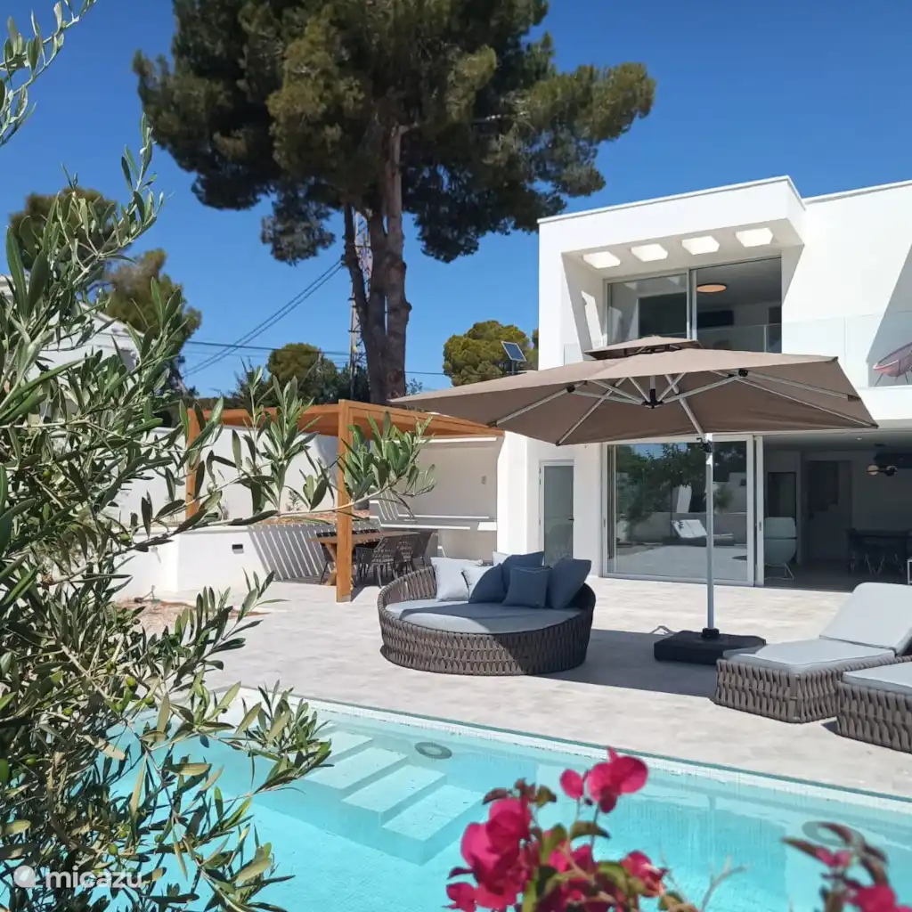Villa Milano Moraira prive zwembad