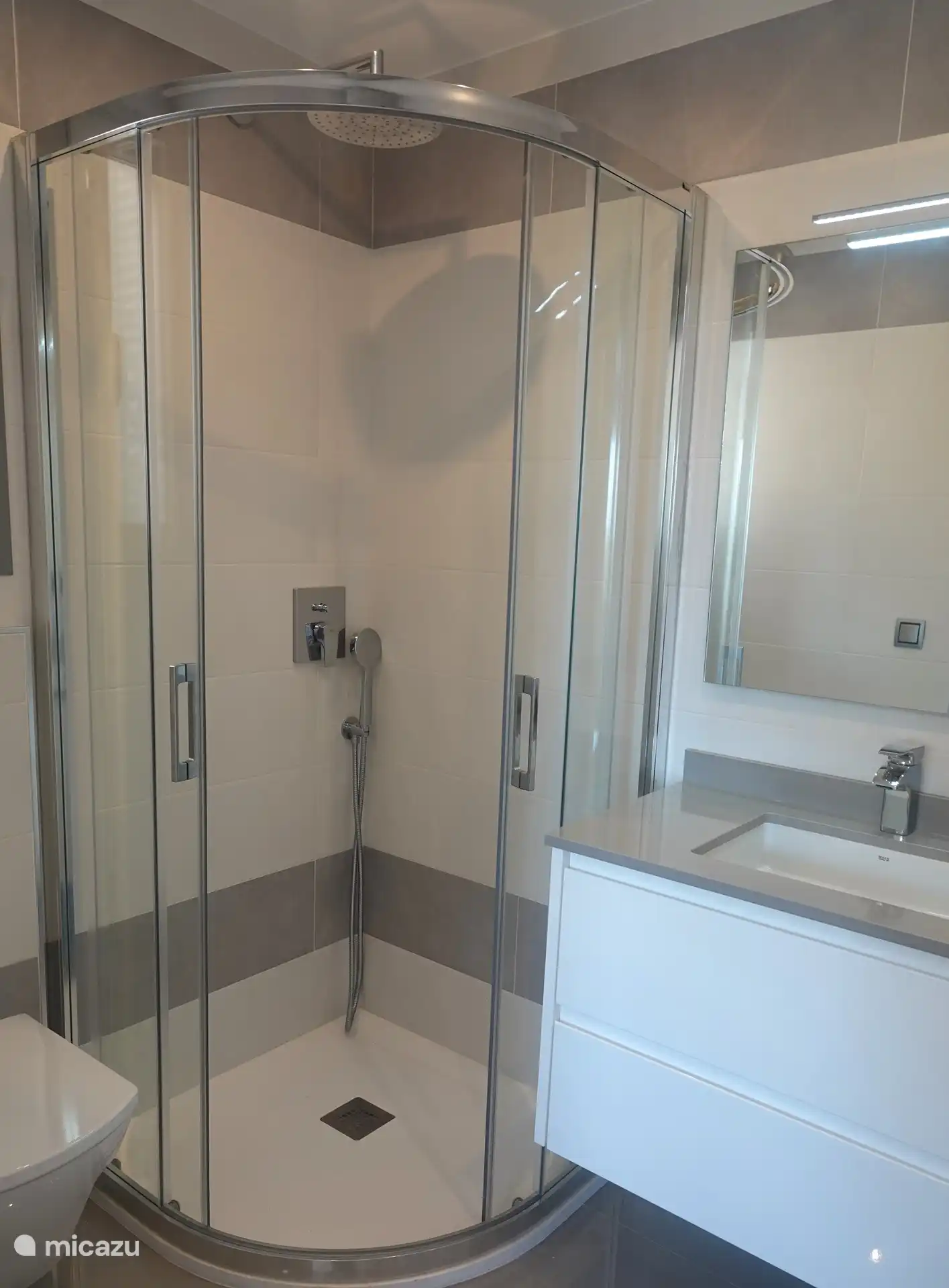 1 of the 3 bathrooms