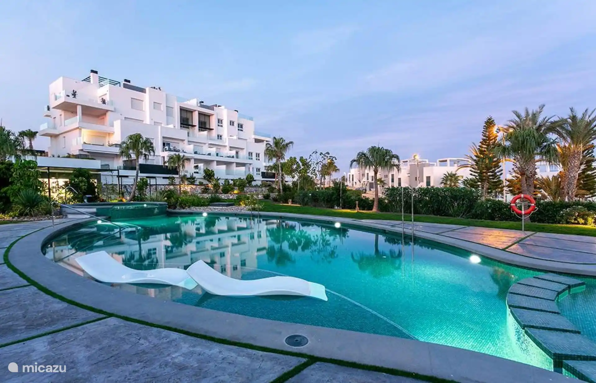 Gemeinschaftlicher Swimmingpool