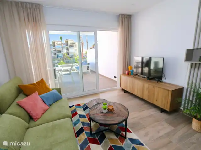 Residencial Bali luxe appartement huren in Spanje, Costa Blanca, Punta Prima - appartement Woonkamer
