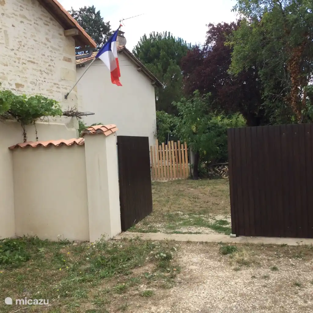 Bienvenue Chez Nous