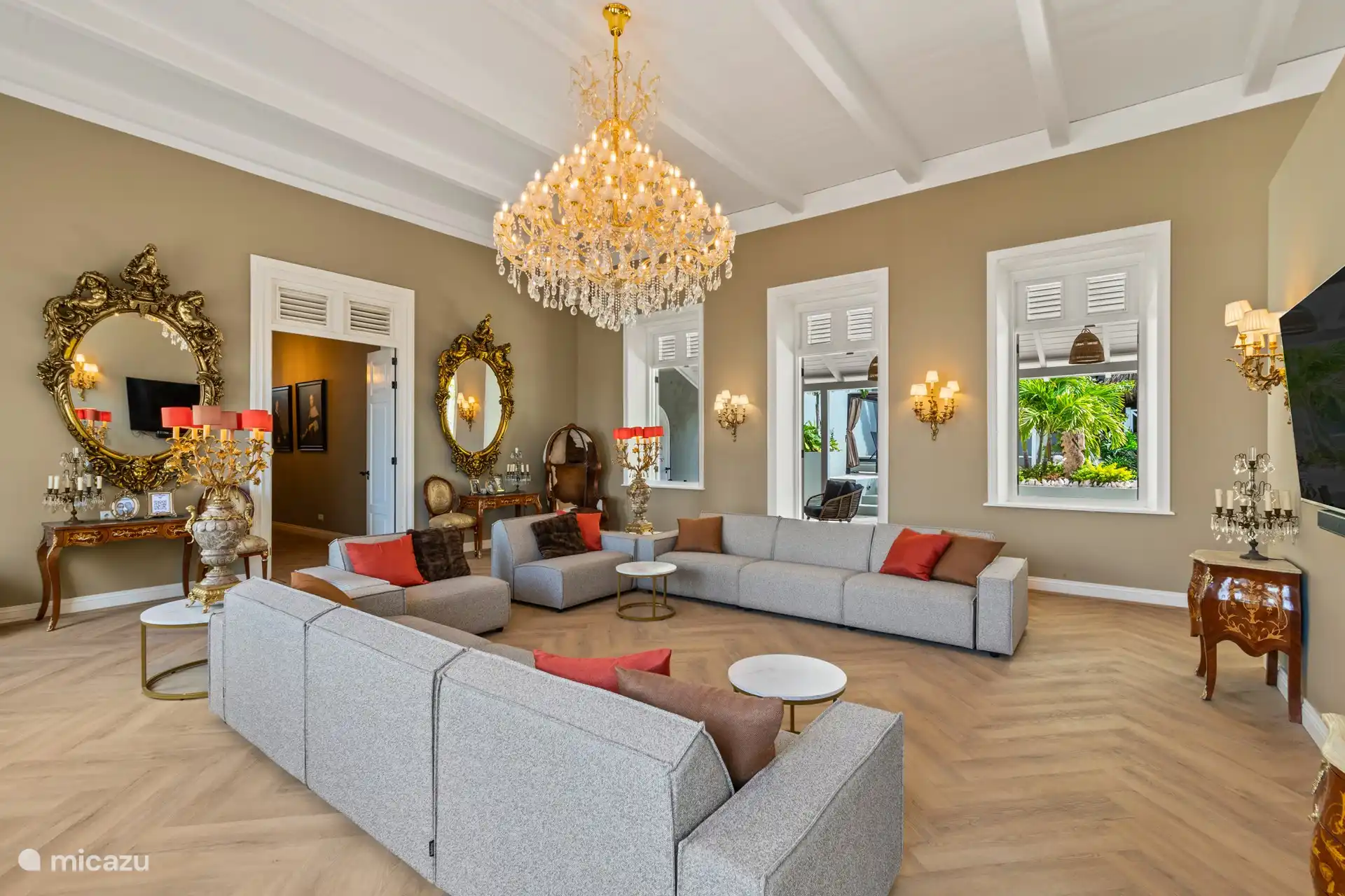 Landhaus Kranshi, Zentrum Willemstad in Curaçao, Curacao-Mitte, Willemstad - Landhaus / Schloss