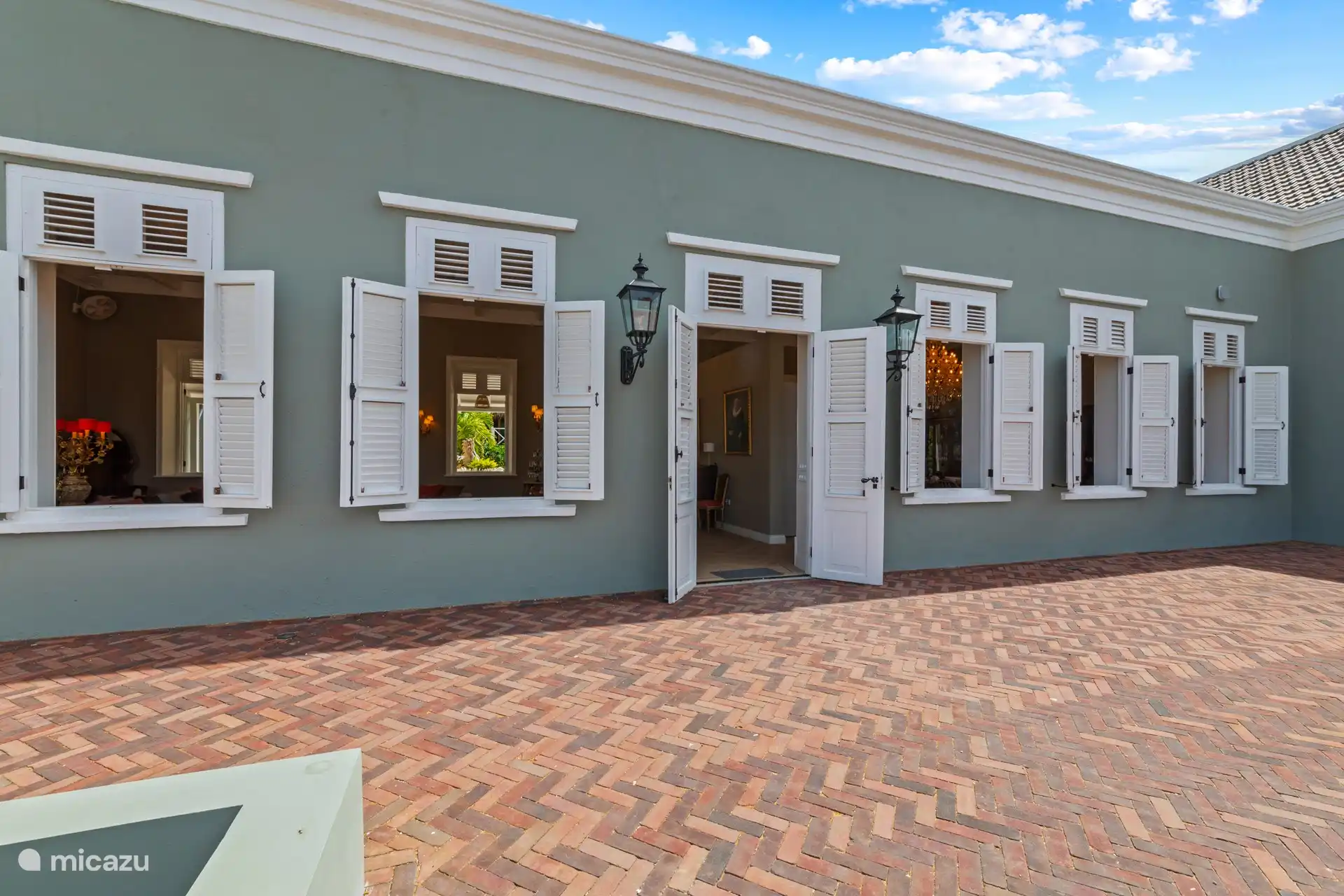 Eingang zum Landhaus Kranshi