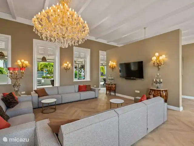 Maison de campagne Kranshi, centre Willemstad | Curaçao, Curaçao-Centre, Willemstad - manoir / château Salon luxueux et spacieux