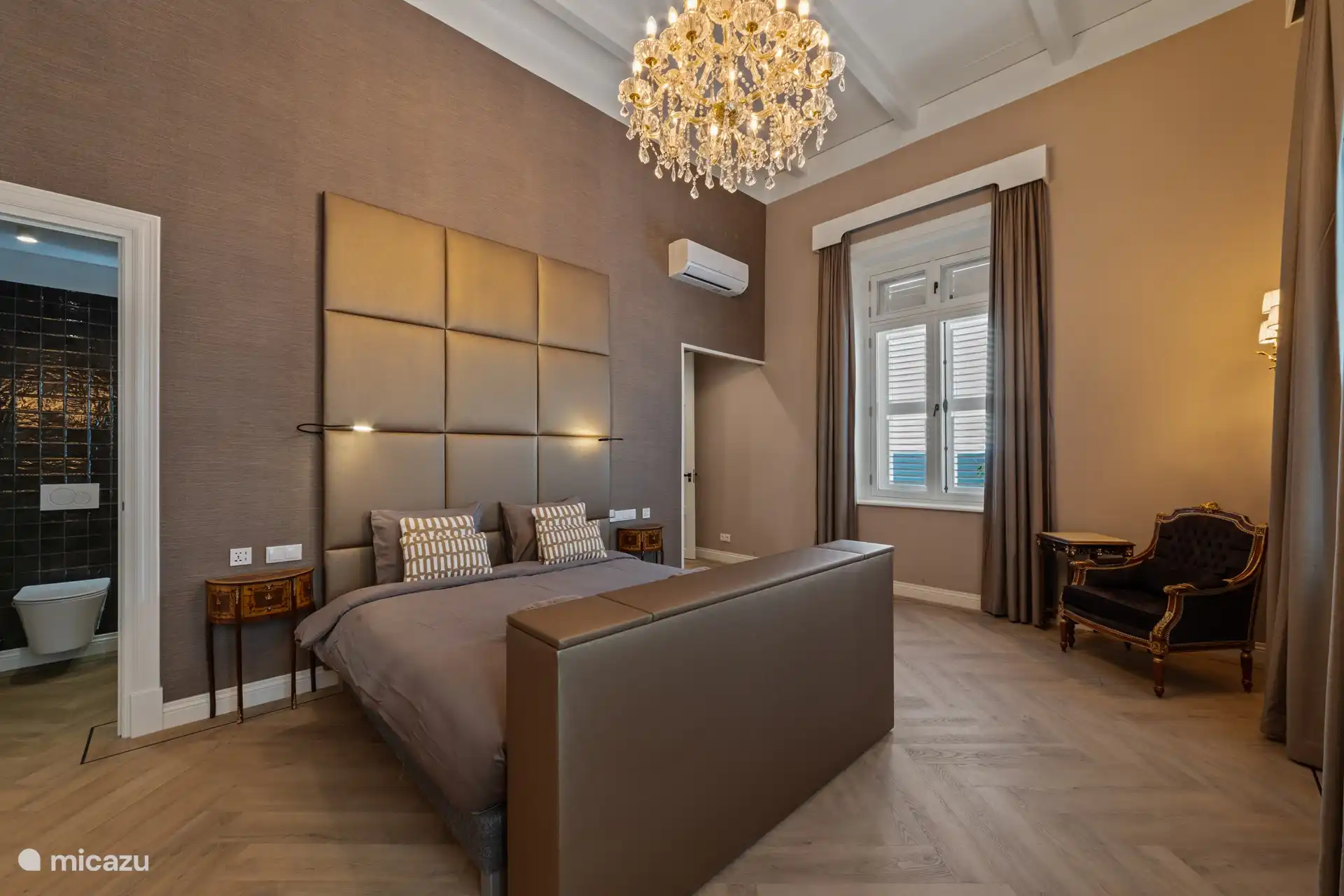 Landhaus Kranshi, Zentrum Willemstad in Curaçao, Curacao-Mitte, Willemstad - Landhaus / Schloss