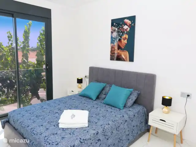Precioso ático en el centro en España, Murcia, San Pedro del Pinatar - penthouse Dormitorio con cama doble