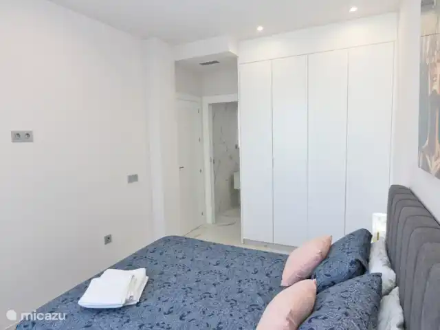 Precioso ático en el centro en España, Murcia, San Pedro del Pinatar - penthouse Dormitorio con cama doble