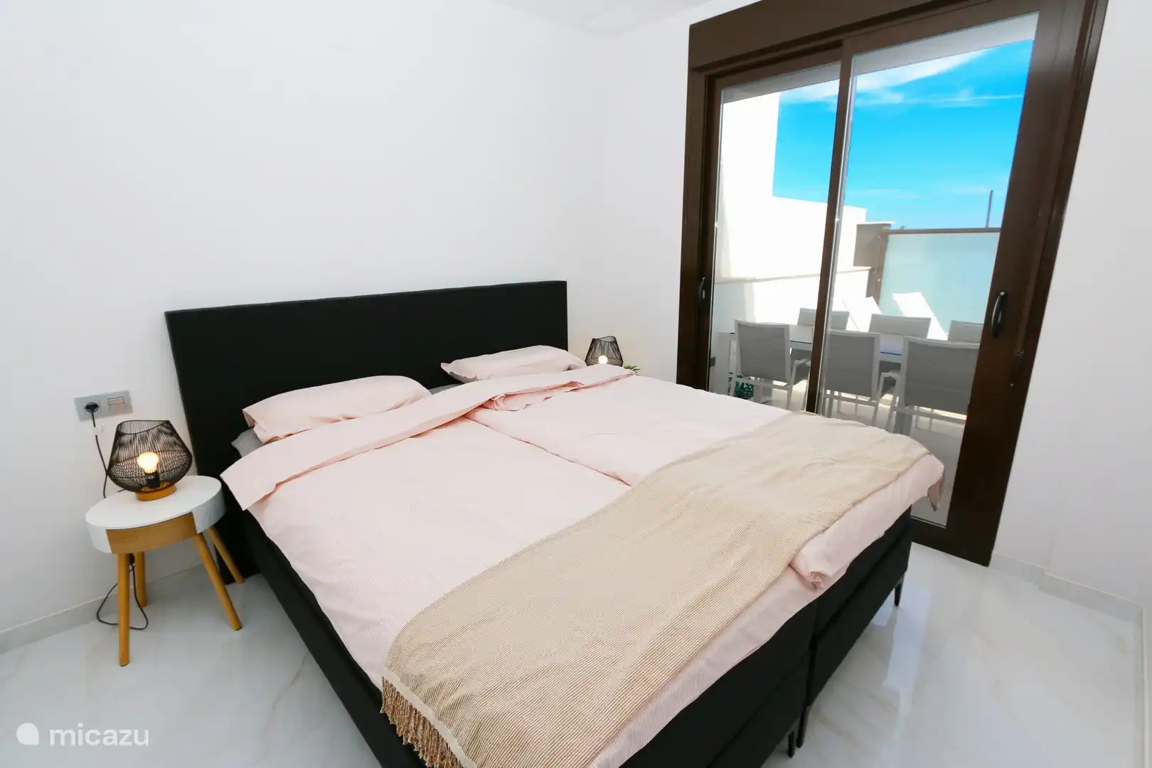 Bedroom with double bed