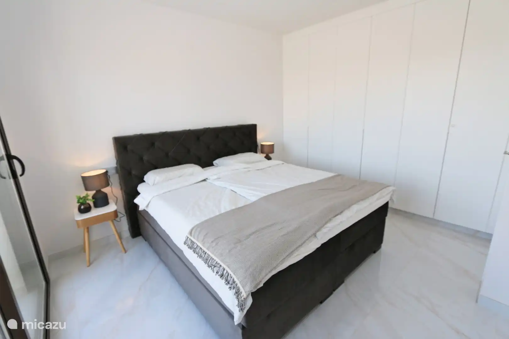 Bedroom with double bed