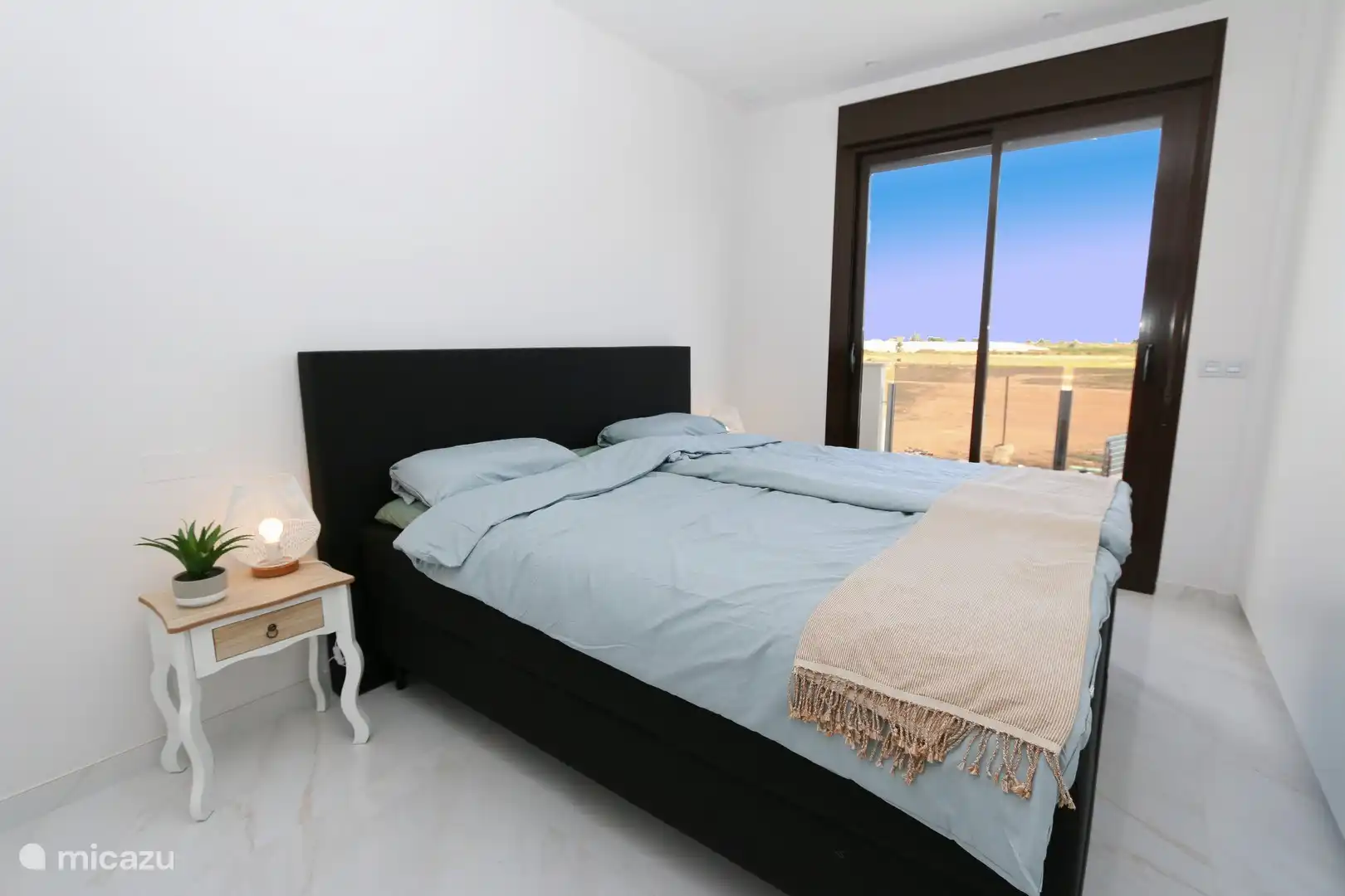 Bedroom with double bed