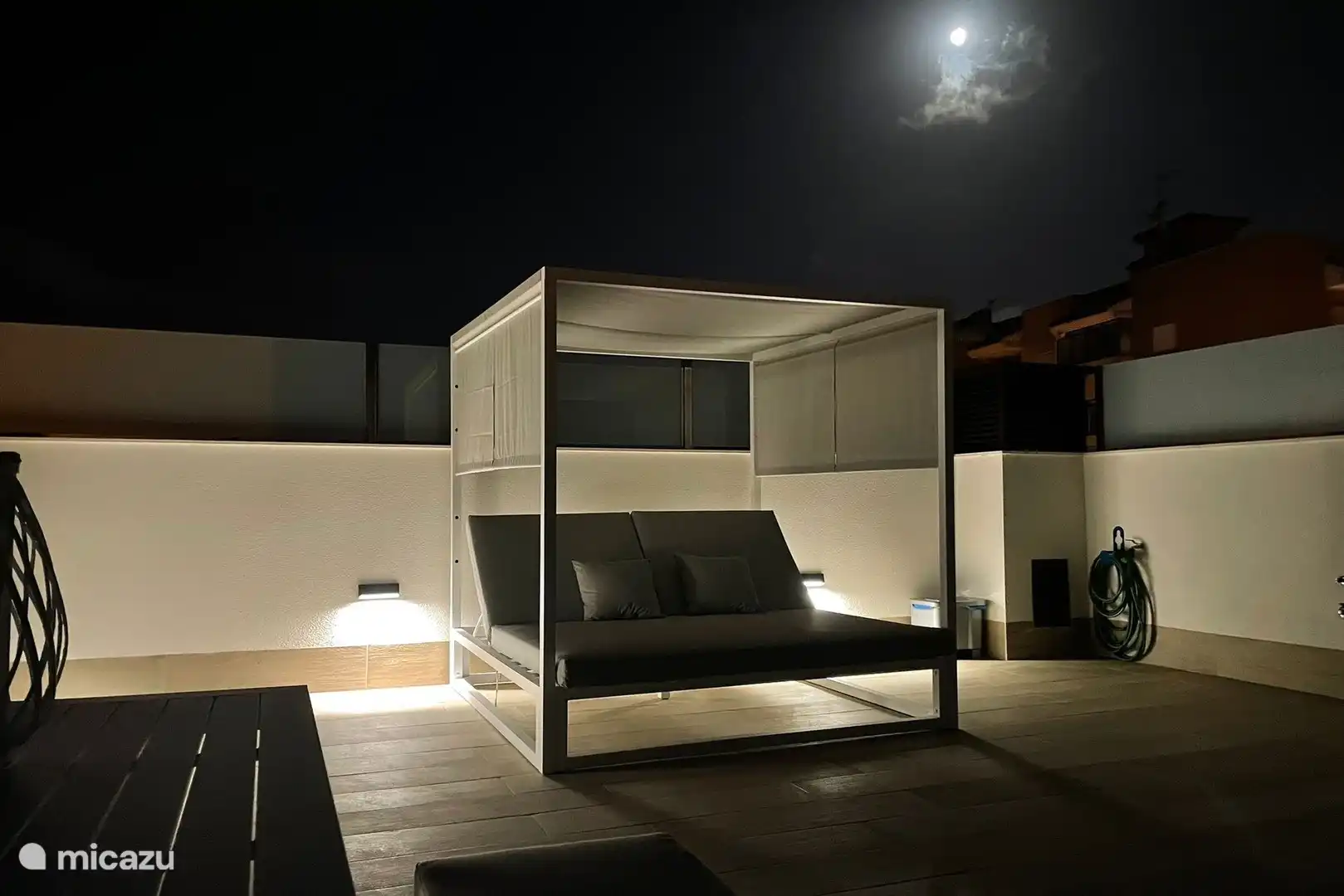 Family home with private pool