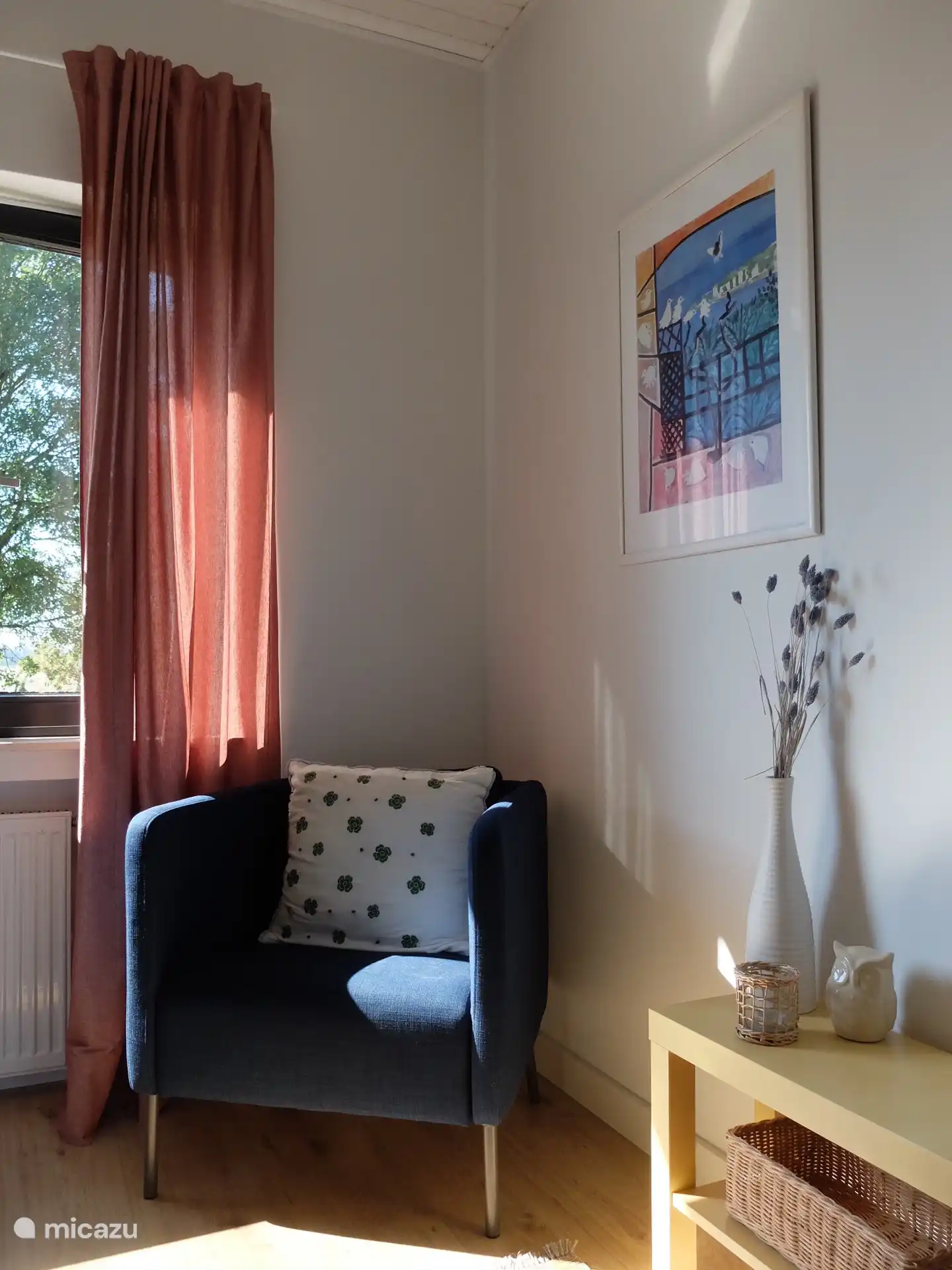 bequemer Stuhl im Schlafzimmersitz