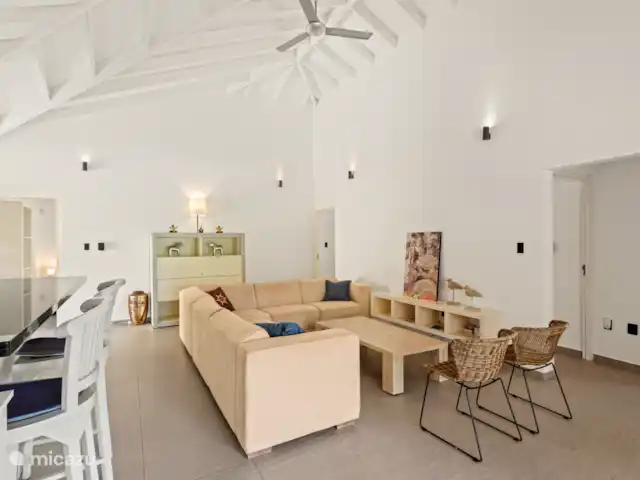 Casa Rubio | Curaçao, Banda Abou (ouest), Big Mountain - villa Toutes les chambres s’ouvrent sur le salon