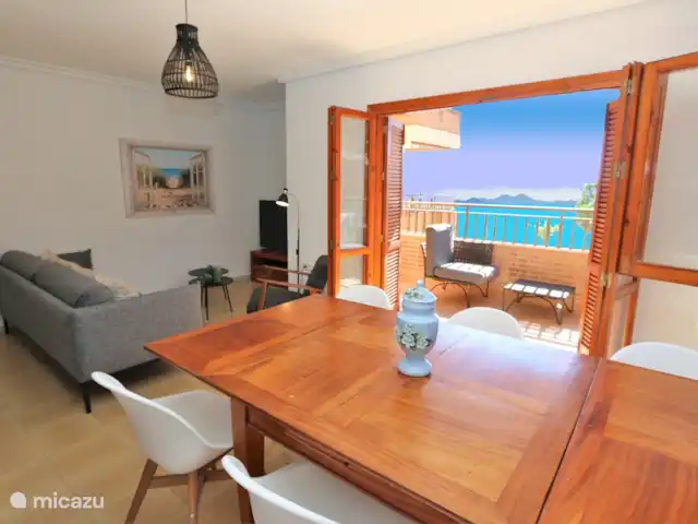 Apartamento en primera línea de playa en España, Murcia, San Pedro del Pinatar - apartamento Sala de estar y comedor